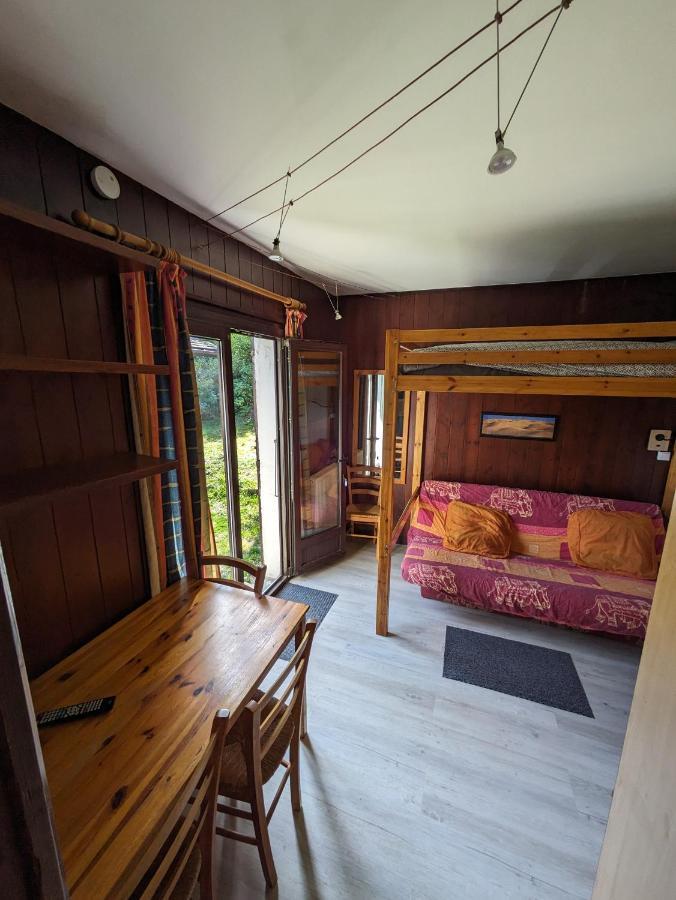 Les Breventines Apartment เลอุชส์ ภายนอก รูปภาพ